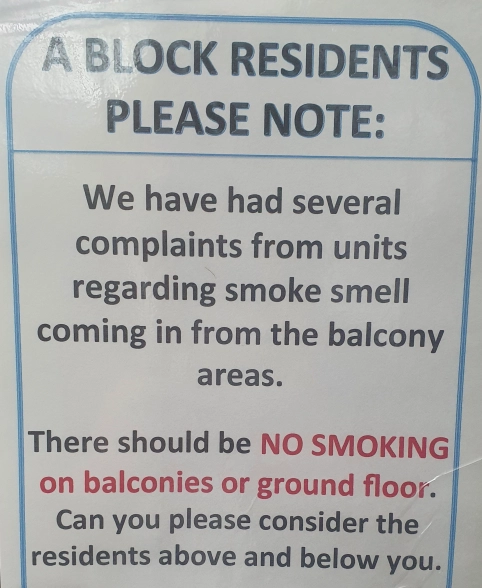 SP52948-Block-A-notice-with-complaints-about-smoking-13Apr2022.webp