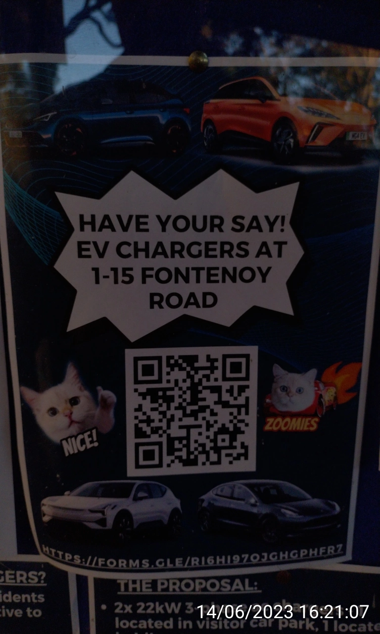 SP52948-letterbox-notice-board-with-sudden-notice-about-alleged-benefits-of-EV-charging-stations-with-broken-weblink-for-comments-photo-4-14Jun2023.webp